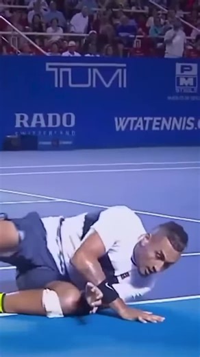 What do people really think about the underarm serve? Let me know in the comments!! #tennis #tennismatch #tennislife