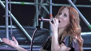 EPICA Vocalist SIMONE SIMONS: 'I've Always Felt Very Comfortable In The Male-Dominated World'