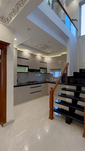 Latest Modular Kitchen Design #kitchen #reelsvideo #dhalahore #architecture #kitchendesign #kitchenmakeover #reels | Ahmad Interior Design