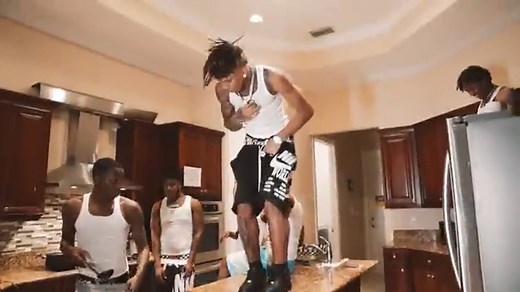 NLE_Choppa_-_Beat_Box_“First_Day_Out”_Official_Music_Video[GetVideo.watch].mp4