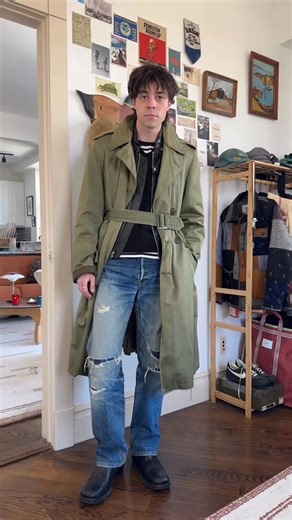 Tanner Dean on Instagram: "💋 #ootd #outfit #vintage #selvedgedenim #celine"