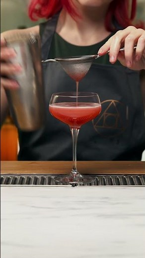 HOW TO | make a French Kiss #bartender #cocktail #mixology #bartenderslife