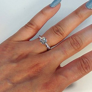 💖 Classic crossover design round solitaire. 1ct of perfect sparkle in our signature Hearts & Arrows cut. This stunning diamond is D colour and VS2 clarity. 💖 | Samara James