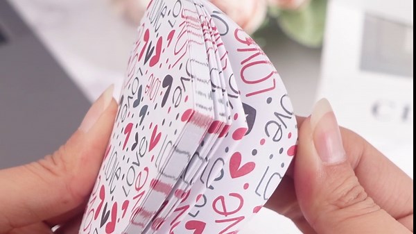 Teling 2160 Sheets Valentine's Day Sticky Notes Heart Shaped Sticky Notes Pad Valentines Gift Cute Sticky Notes Valentines Love Decorative Stickers Heart Labels for Office School Supplies 3 x 3 Inch