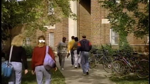 Coach S03E22 Diamonds Are A Dentist's Best Friend