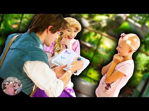 Rapunzel & Flynn colored in Malia’s book!! | Disneyland meet & greets