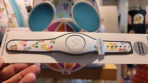 Mickey Vault Balloon Magic Band spotted at Disney's Contemporary | Chip and Company
