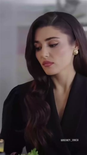 She IS the moment! 🔥 Hande Erçel's Iconic Catwalk as a Powerful Prosecutor #HandeErçel #shorts