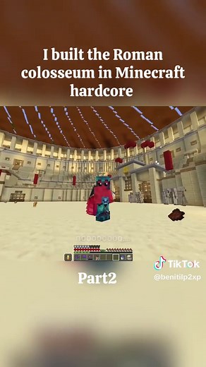 I built the Roman colosseum in Minecraft hardcore