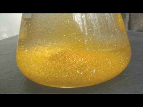 Lead(II) iodide and golden rain