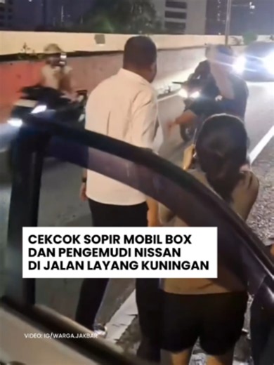 Cekcok Sopir Mobil Box vs Pengemudi Nissan di Jalan Layang Kuningan
