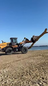 Ci emoziona vedere le nostre macchine all’opera! 📸 Questa è una selezione di foto condivise dai nostri clienti che hanno taggato CASE. Grazie per permetterci di ripostare e valorizzare il vostro straordinario lavoro. Continuate a taggarci: ci piace scoprire cosa realizzate ogni giorno! 📸 Eco Demolizioni | CASE Construction Equipment