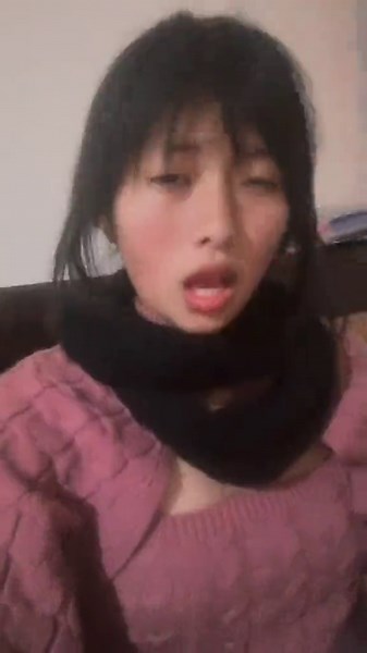 Exploring Daily Life in Bolivia: A Cozy Indoor Scene