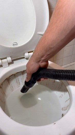 907K views · 8.2K reactions | another highly requested $800 toilet install 列 | Evan Berns | Facebook