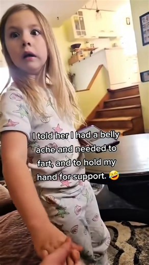 The child_s reaction when seeing the injection🤣#funny #kid #prank #toddler #injection #needle #reaction #🤣🤣🤣 #scared #jumpscare | Funmedia