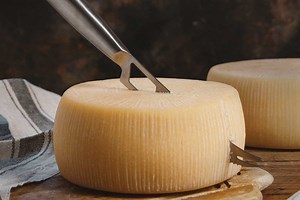 How Do You Keep Cheese From Sticking To The Knife?