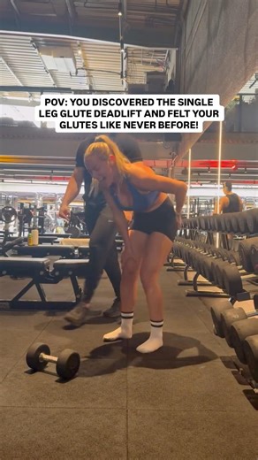 Single-leg deadlift for max glute gains 🍑 #glutes #deadlift #fitness