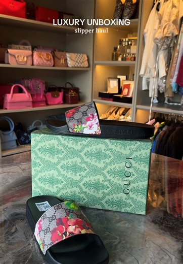 comment ‘🔗’ if you want the link🔗 luxury unboxing haul 📦 #finds #luxuryhaul #luxurybags #shopping #shoppinghaul #explore #explorepage #foryou #voorjou #fy #fyp #foryoupage #luxuryunboxings