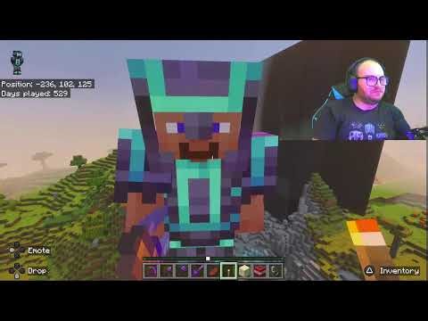 MINECRAFT EPISODE 14 CONTINUEING TO BUILD A MASSIVE PYRAMID