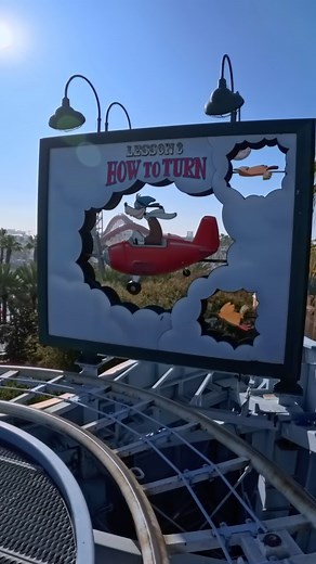 4K Theme Park Videos on Instagram: "Goofy’s Sky School | Disney California Adventure Park 🏰 🤪 Get ready for some high-flying, slightly chaotic fun on Goofy’s Sky School at Disney California Adventure Park! This wild mouse-style coaster puts you in the role of a student pilot learning (or maybe not quite learning!) the ropes of aviation with Goofy as your instructor. The initial climb offers great views of Paradise Pier, building anticipation for the goofy lessons to come. 🤣 Once you reach the