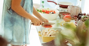 11 Ways To Live A Holistic Lifestyle Without Sacrificing Your Daily Routine