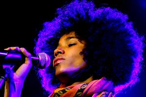 New and Next: Meet Nigerian Soul Singer, Nneka | Essence