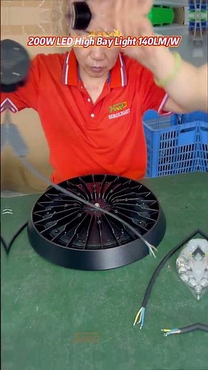 LED highbay light UFO design industrial lighting IP66 energy saving warehouse Australia Europe wareh