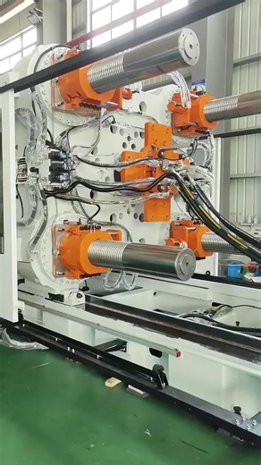 Thousands of tons of large injection molding machines, giant monsters!#injectionmolding #plasticmanufacturing #industrialmaintenance #learnontiktok #businesssecrets #factory #injectionmoldingmachine