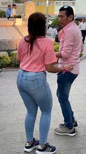 668K views · 2.2K reactions | Que fue lo que le dijo #reels #review #realestate #reelsviral #PlazaLibertad #sansalvador #cumbia #dance #music #music #top #viral #cine #PARA #reelsfypシ #top #comedia #dancing #reelschallenge | Bailes graciosos | Facebook