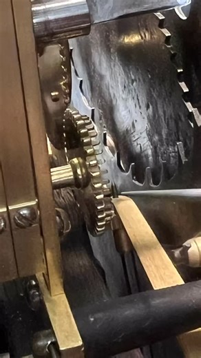 Running through all the service points on an 18th century Dutch clock with automata | Master Clockmakers