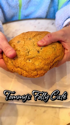 This cozy café is tucked inside Congress Hall in Cape May ☕🍪 perfect for winter walks, warm drinks, and people watching Save this for later ✨ #CapeMay #CapeMayNJ #ThingsToDoInCapeMay #CoastalCrushCapeMay