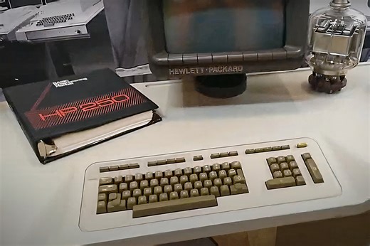 This Hewlett Packard HP 250 Computer Would Have Cost You $24,500 in 1978