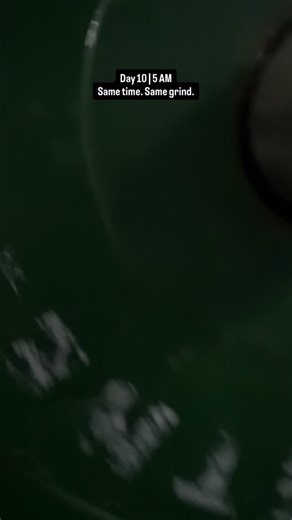 Naveen Saini on Instagram: "Day 10. Gym subah ho gaya tha, edit shaam ko ho raha hai 😅 Consistency ka matlab perfect hona nahi hota, bas rukna nahi hota. #Day10 #BeingConsistent #PapaFitHai"