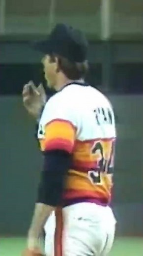 Nolan Ryan becomes FIRST PITCHER EVER to record 4,000 career strikeouts!