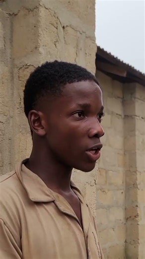 she sold her phone to buy his boyfriend a shoe🤣🤣🤣#shorts #fyp #viral