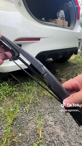 Cara Tukar Wiper Belakang Kereta Myvi dengan Mudah