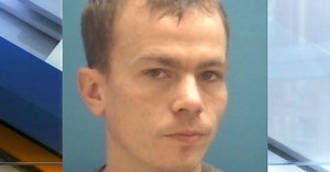 Police: Man arrested was wearing stolen clothes