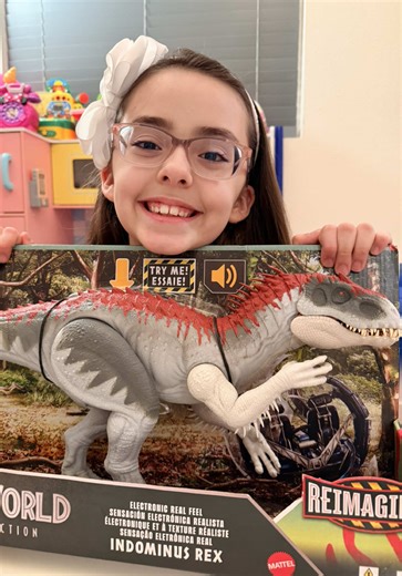 I got a new PET…and it’s a T-REX! #trex #toy #kidsvideo #jurassicpark #unboxing