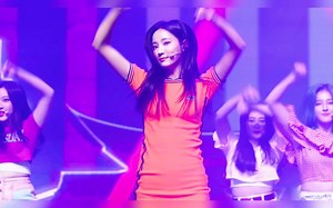 180626 MOMOLAND妍雨 BAAM_第四张迷你专辑回归show-con_哔哩哔哩_bilibili