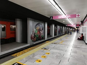 Como llegar al aeropuerto de CDMX en metro.