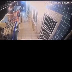 warning child... Man is executed with baby in his arms; child is in serious condition.