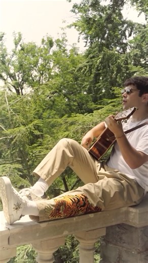 Austin Mahone on Instagram: "4 days until “Both Ways” 😎 Pre-save at the link in bio."