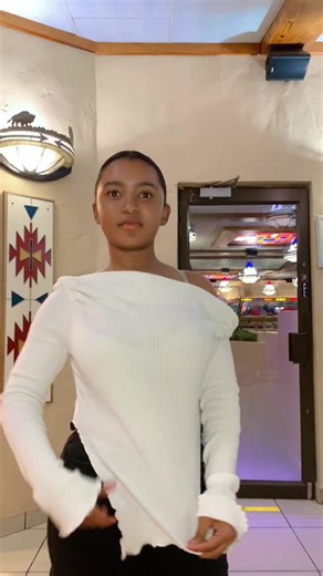 Makeup Tutorial at My Favorite Restaurant