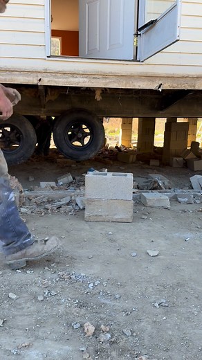 Man a Translift sure makes life easier #Netflix #WeTV | Combs mobile home mover’s