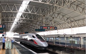 G542次列车，珠海-郑州东，通过小榄站