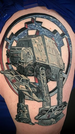It’s beginning to look a lot like Hoth, Everywhere you go… And the heaviest sight to see Is an AT-AT marching free, Stepping through the snow… Here’s a throwback tattoo from a galaxy far, far away — July 2020 — when I got to design two snowspeeders tripping an AT-AT during the Battle of Hoth. This was one of the first pieces where I built a 3D frame to separate the background from the foreground, and it totally raised the tattoo’s midichlorian count! If you’ve gotta ‘speed out’ in the snow today