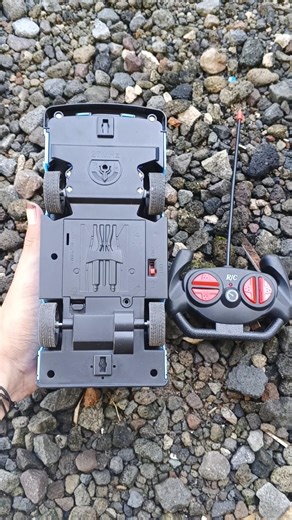 Unboxing and Testing Toy Tayo RC, The Little Bus, No Talking.