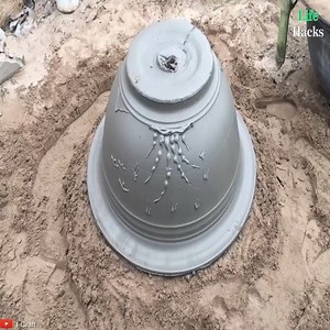 9.3K views · 122 reactions | How to casting unique bonsai pots from cement in Vietnam Credit : I Craft ( https://youtu.be/4X3VnDoHGR8 ) | Incroyable Life Hacks | Facebook