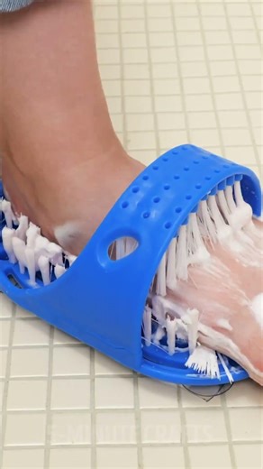 Transform Your Old Kicks! DIY Shoe Makeover Hacks You Can't Miss! ✨👟