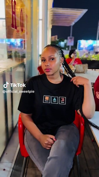 sweet pie💕 (@official_sweetpie)’s videos with original sound - LYRICS VIBEZ 🎧